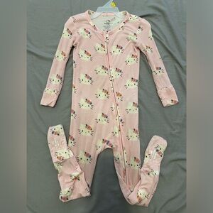 Hello Kitty x Posh Peanut convertible sleeper